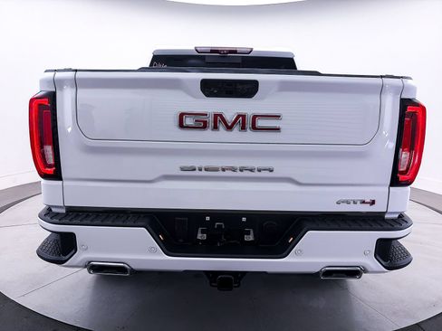 Used 2021 GMC Sierra 1500 AT4 w/ AT4 Premium Package AWD/4WD image 16