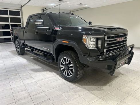 Used 2020 GMC Sierra 2500 AT4 w/ AT4 Premium Package image 7
