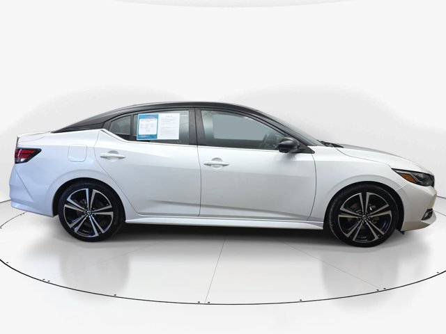 Used 2023 Nissan Sentra SR w/ SR Premium Package FWD image 5
