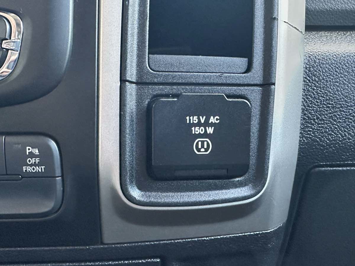 Used 2016 RAM 1500 Big Horn RWD image 36