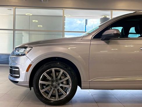 Used 2018 Audi Q7 3.0T Prestige w/ Prestige Package AWD/4WD image 49