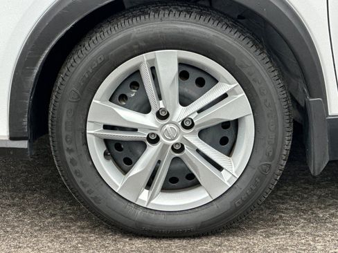 Used 2023 Nissan Kicks S image 26