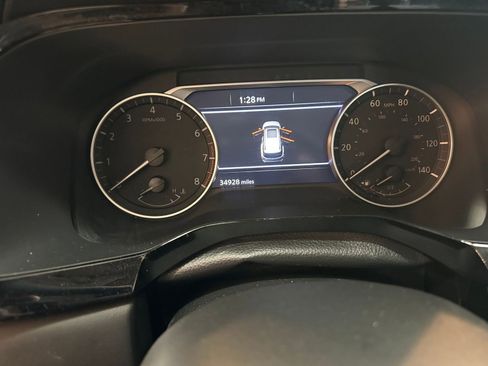 Used 2025 Nissan Pathfinder SV AWD/4WD image 42