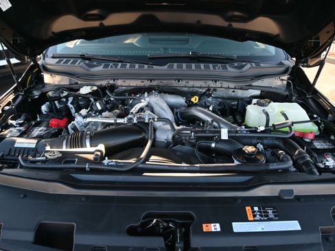 Used 2026 Ford F450 Lariat image 23