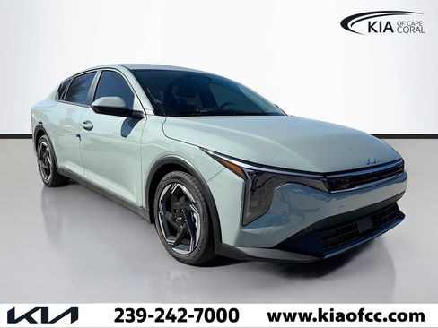 New 2026 Kia K4 EX image 7