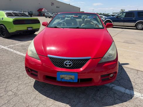 Used 2008 Toyota Solara SE FWD image 2