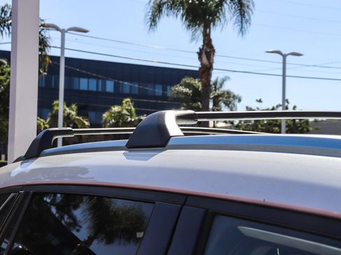 Used 2023 Toyota Highlander Limited image 9