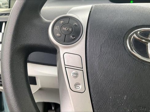 Used 2013 Toyota Prius Two image 12