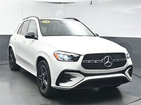 Used 2024 Mercedes-Benz GLE 350 4MATIC image 3