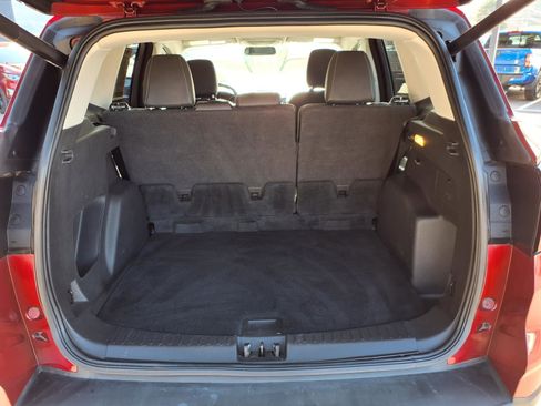 Used 2019 Ford Escape SEL image 25