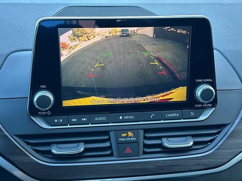 Used 2023 Nissan Altima 2.5 SV image 22