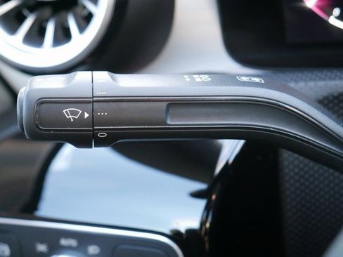 Used 2025 Mercedes-Benz CLA 250 4MATIC image 24