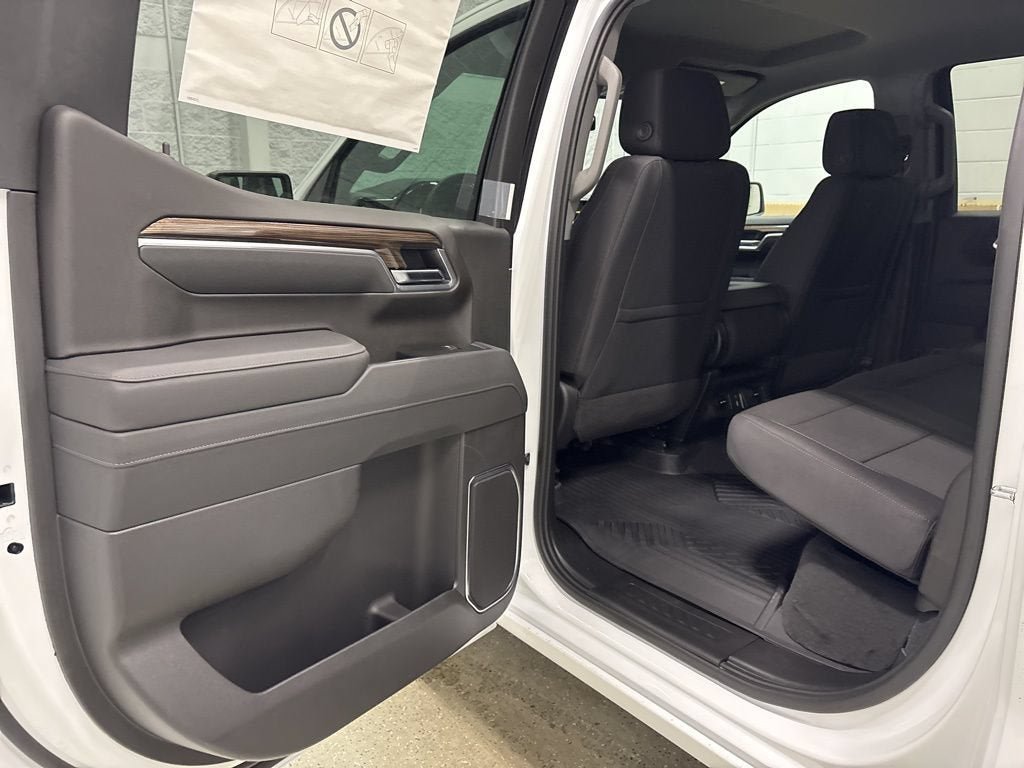 New 2026 Chevrolet Silverado 1500 RST AWD/4WD image 33