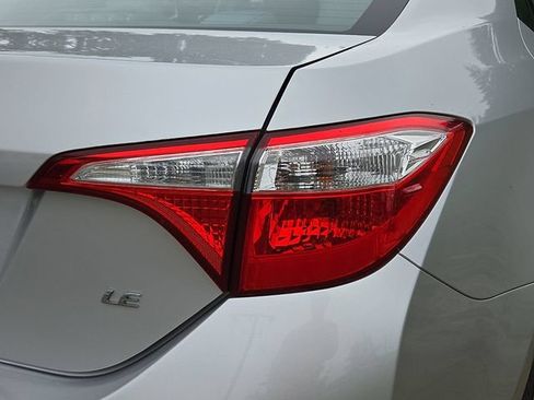 Used 2016 Toyota Corolla LE FWD image 26