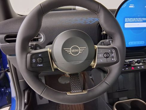 New 2026 MINI Cooper 2-Door Hardtop FWD image 12