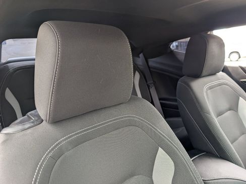 Used 2022 Chevrolet Camaro LT RWD image 3