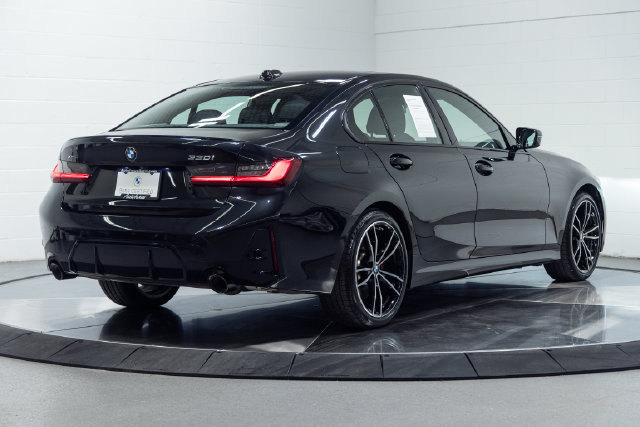 Used 2023 BMW 330i xDrive Sedan w/ M Sport Package AWD/4WD image 10