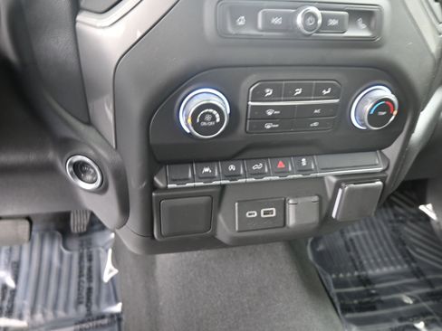 Used 2025 Chevrolet Silverado 1500 Custom w/ Turbomax Blackout Package AWD/4WD image 14