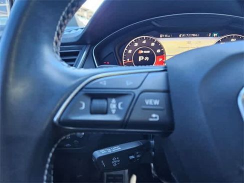 Used 2020 Audi SQ5 Prestige image 25
