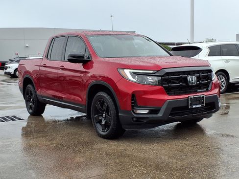 Used 2024 Honda Ridgeline Black Edition image 2