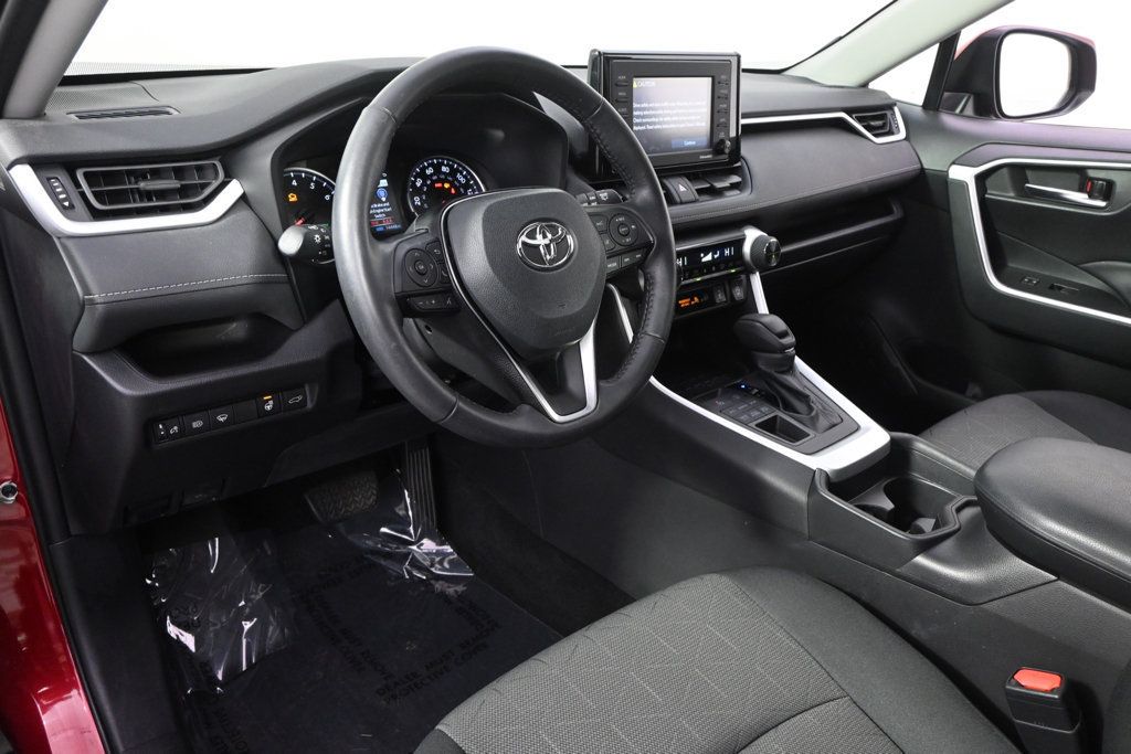 Used 2021 Toyota RAV4 XLE w/ Convenience Package AWD/4WD image 11