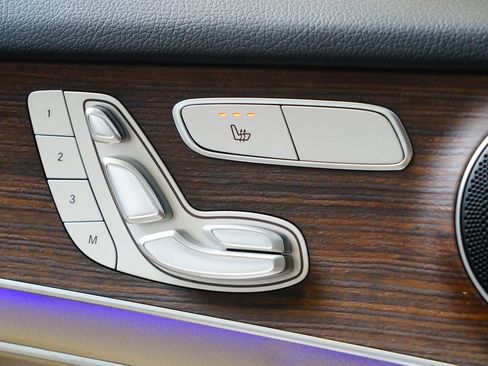 Certified 2022 Mercedes-Benz GLC 300 4MATIC image 26