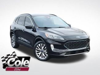 Certified 2022 Ford Escape Titanium 360° Tour