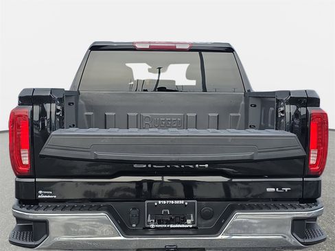 Used 2025 GMC Sierra 1500 SLT image 12