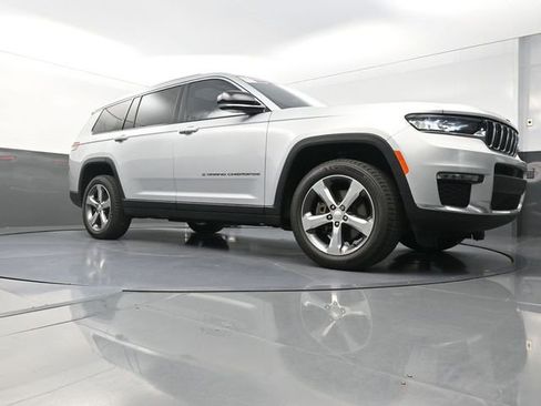 Used 2022 Jeep Grand Cherokee L Limited AWD/4WD image 20