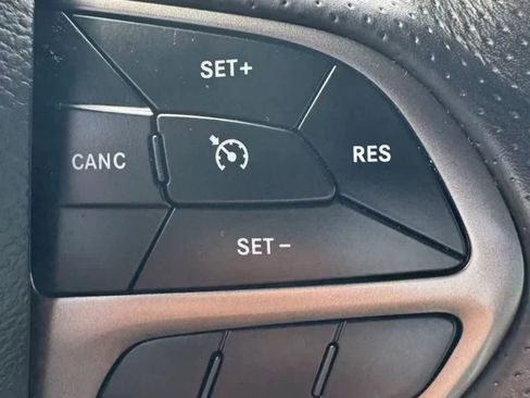 Used 2019 Dodge Challenger R/T Scat Pack image 13