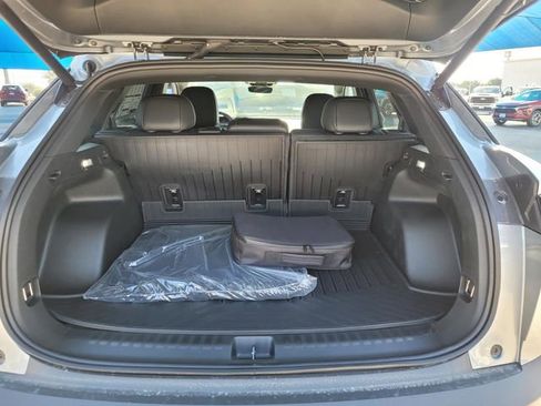 New 2026 Chevrolet Blazer EV LT image 6