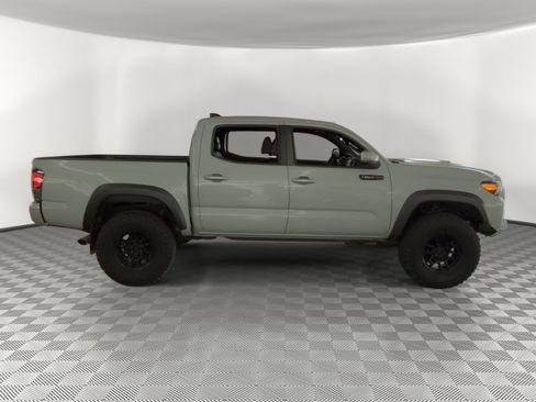 Used 2021 Toyota Tacoma TRD Pro AWD/4WD image 8