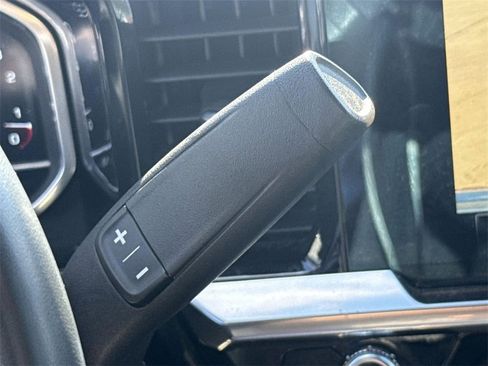 Used 2023 GMC Sierra 1500 Elevation image 15