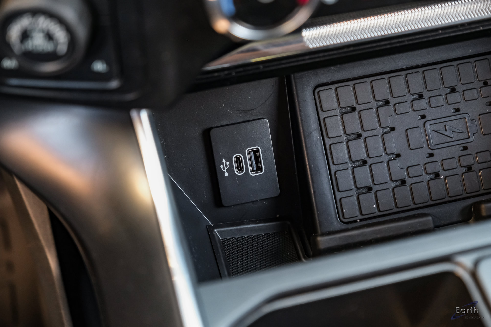 Used 2025 Ford F150 Raptor AWD/4WD image 64
