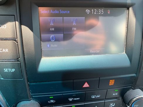 Used 2017 Toyota Camry SE FWD image 20