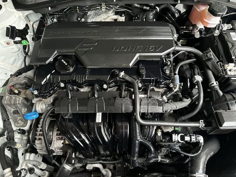 Used 2025 Hyundai Kona SEL FWD image 17