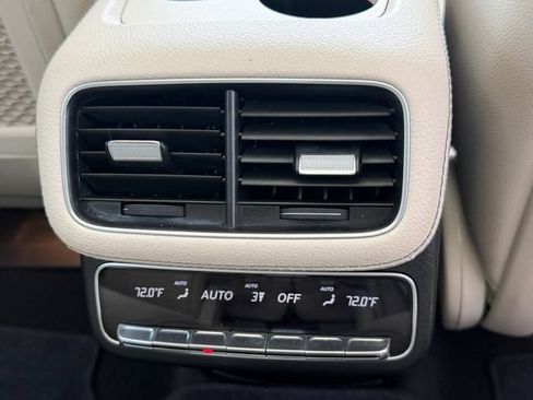 Used 2022 Mercedes-Benz GLS 450 4MATIC image 16