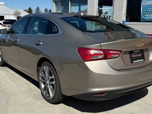 Used 2022 Chevrolet Malibu LT image 4