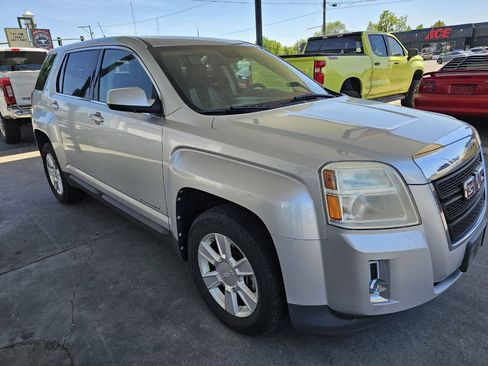 Used 2012 GMC Terrain SLE FWD image 8