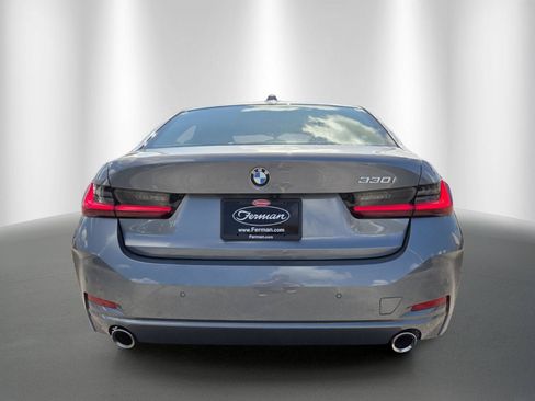 Certified 2025 BMW 330i Sedan RWD image 6