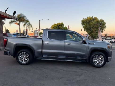 Used 2019 GMC Sierra 1500 SLT w/ SLT Premium Plus Package AWD/4WD image 23
