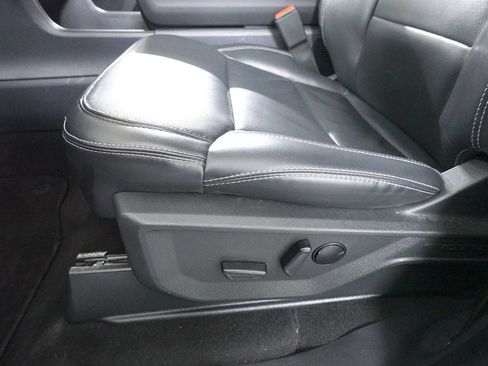 Certified 2025 Ford Expedition Platinum AWD/4WD image 11