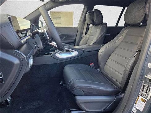 New 2026 Mercedes-Benz GLS 450 4MATIC image 3