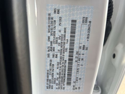 New 2025 Ford F250 Platinum image 29