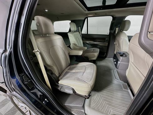 Used 2018 Ford Expedition Limited image 35