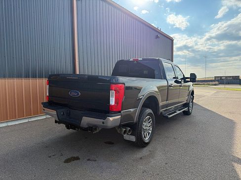 Used 2019 Ford F350 Lariat w/ Lariat Ultimate Package AWD/4WD image 6