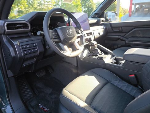New 2026 Toyota 4Runner TRD Off-Road Premium AWD/4WD image 25