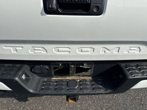 Used 2023 Toyota Tacoma SR image 17