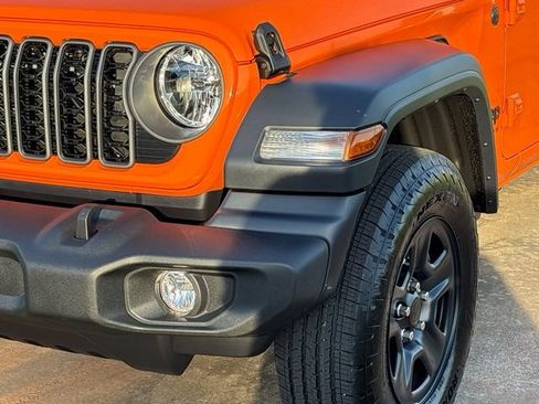 New 2026 Jeep Wrangler Unlimited Sport AWD/4WD image 11
