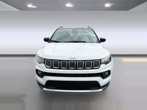 Used 2025 Jeep Compass Limited AWD/4WD image 6